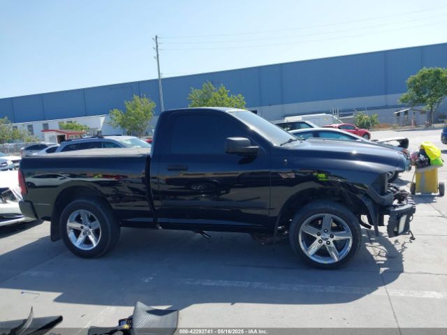 3C6JR7AT6EG251126 RAM 1500 Express