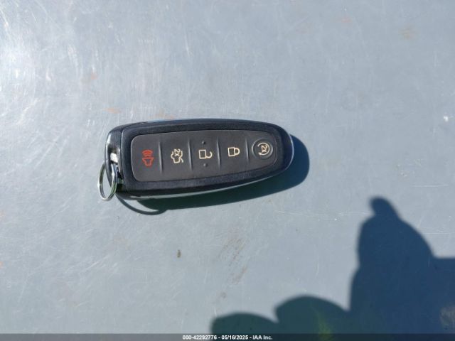 1FADP5CU2FL105757 Ford C-max Energi Sel