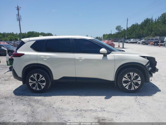 JN8BT3BA5PW424860 Nissan Rogue Sv Fwd