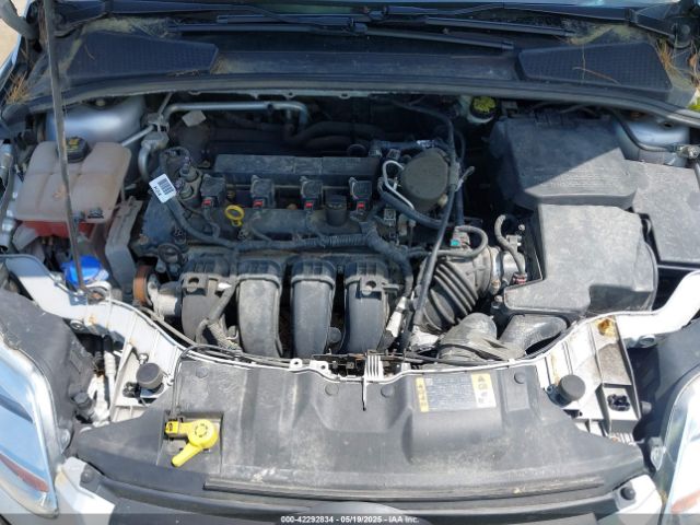 1FADP3K2XEL404562 Ford FOCUS SE