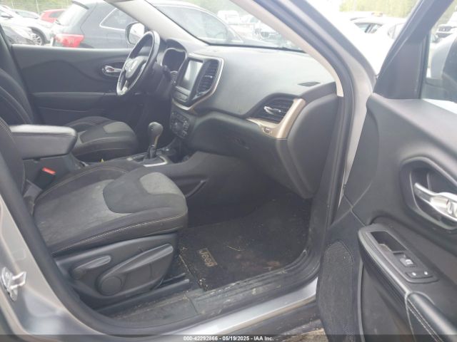 1C4PJMCB5EW296461 Jeep Cherokee Altitude