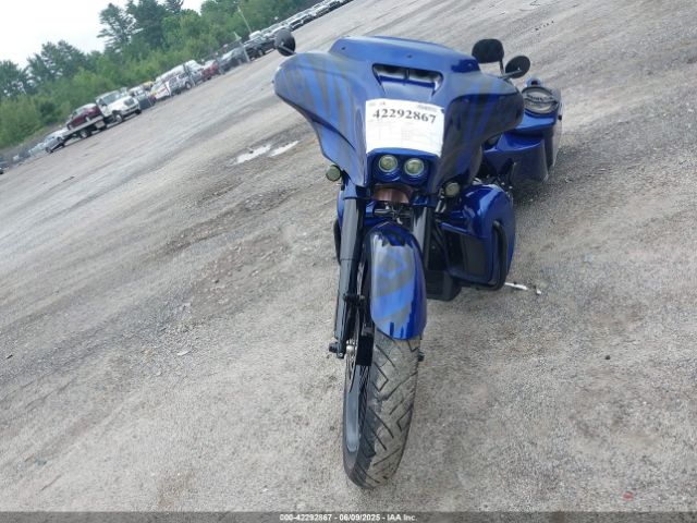 2019 HARLEY-DAVIDSON FLHXS 1HD1KRP10KB619463 Photo 4