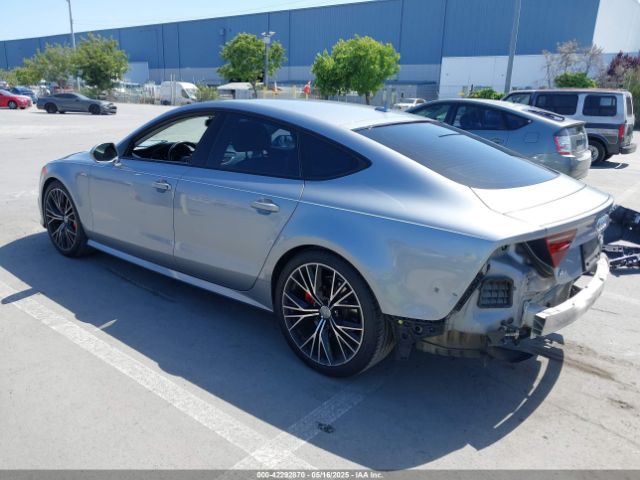 2016 AUDI A7 WAU2GAFC3GN002153 Photo 2