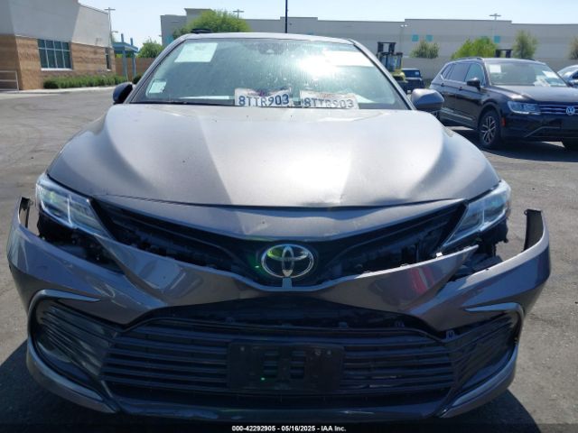 4T1C11AK8MU513670 Toyota CAMRY LE