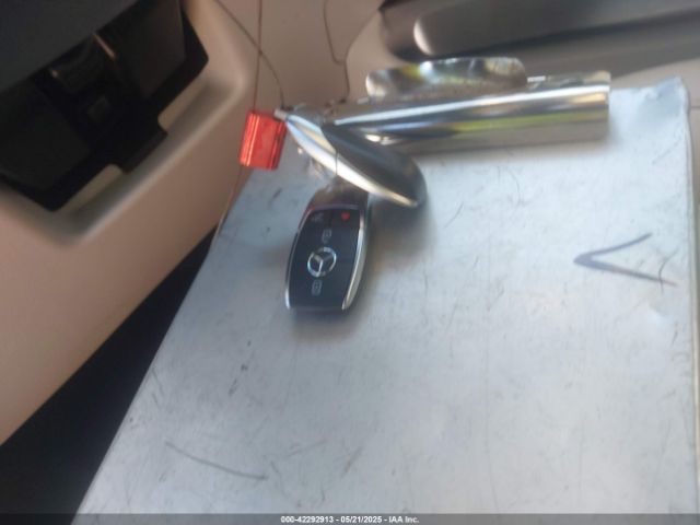 W1N4M4GB0MW104049 Mercedes-Benz GLB 250
