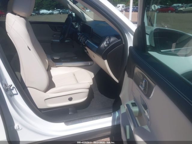 W1N4M4GB0MW104049 Mercedes-Benz GLB 250