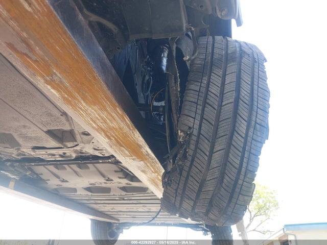 1N4CZ1CV4SC558120 Nissan 2025
