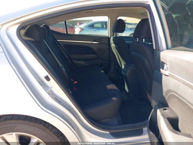 5NPD84LF8KH478075 Hyundai ELANTRA SEL
