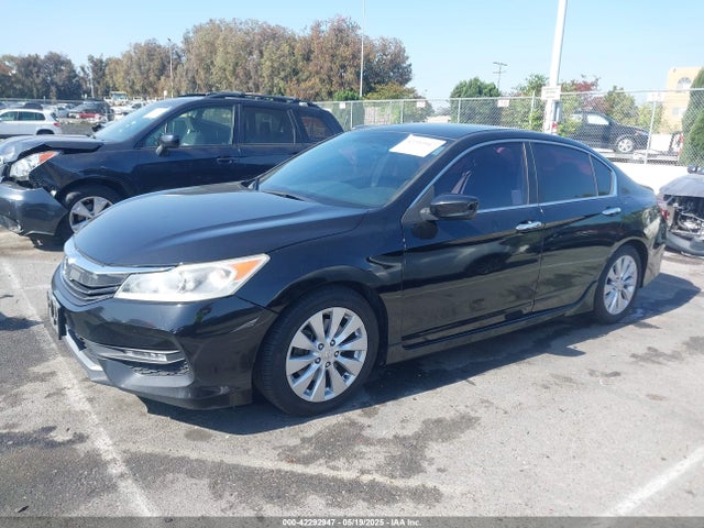 Honda Accord Sport 2017 1HGCR2F55HA256126 Image 2