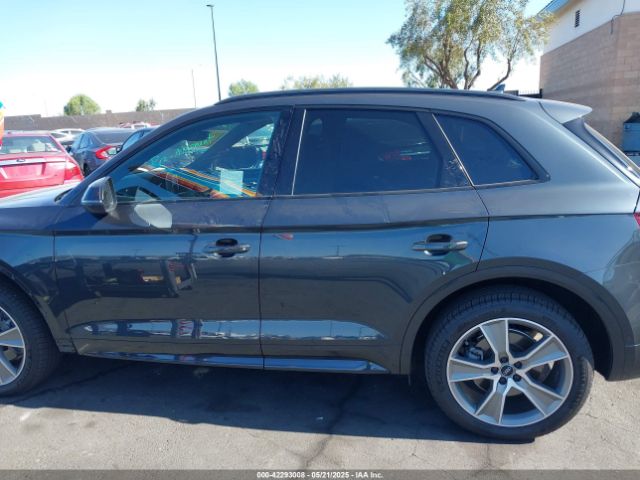 WA1CNAFY7K2117092 Audi Q5 45 Premium