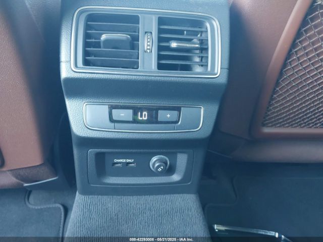 WA1CNAFY7K2117092 Audi Q5 45 Premium