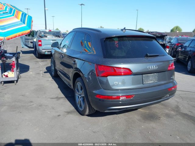 WA1CNAFY7K2117092 Audi Q5 45 Premium
