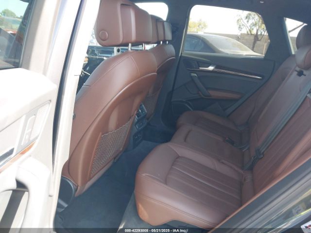 WA1CNAFY7K2117092 Audi Q5 45 Premium