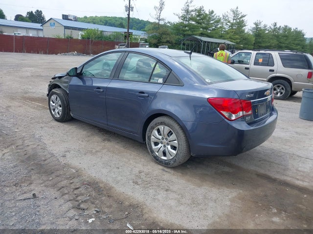 1G1PA5SG2E7188322 Chevrolet Cruze Ls Auto