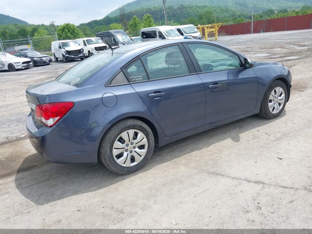1G1PA5SG2E7188322 Chevrolet Cruze Ls Auto