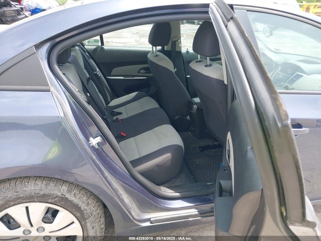 1G1PA5SG2E7188322 Chevrolet Cruze Ls Auto