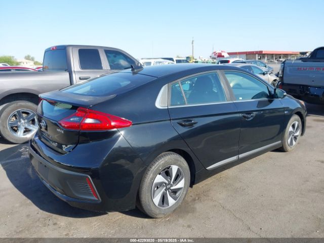 KMHC75LC7HU024498 Hyundai Ioniq Hybrid Sel