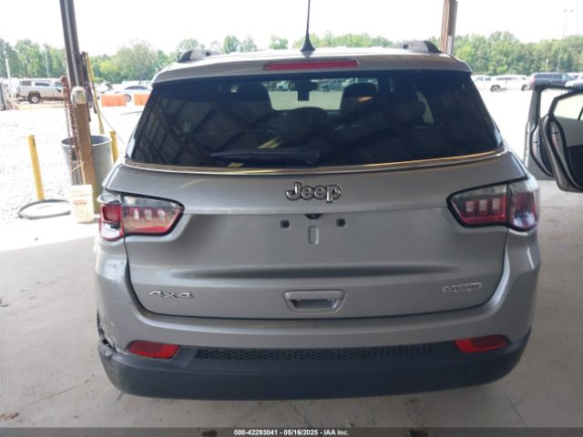 3C4NJDBN4RT598970 Jeep Compass Latitude 4x4