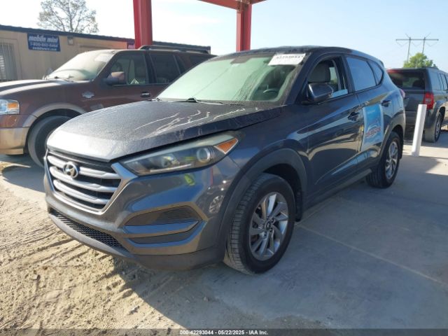 KM8J23A41HU576715 Hyundai TUCSON SE