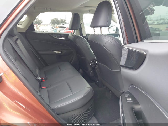 2T2GKCEZ1SC040979 Lexus Nx 350h Premium