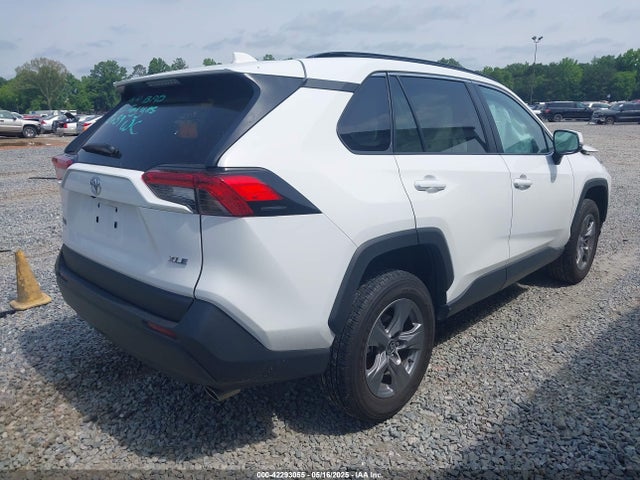 2T3W1RFV9RW315659 Toyota Rav4 Xle