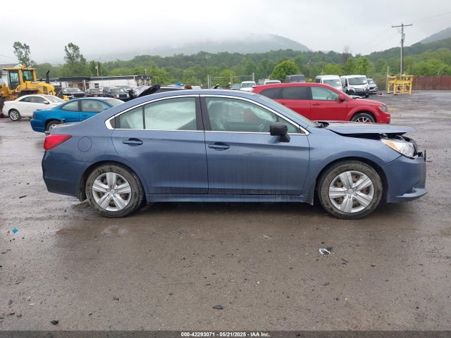 4S3BNAA67F3021244 Subaru Legacy 2.5i
