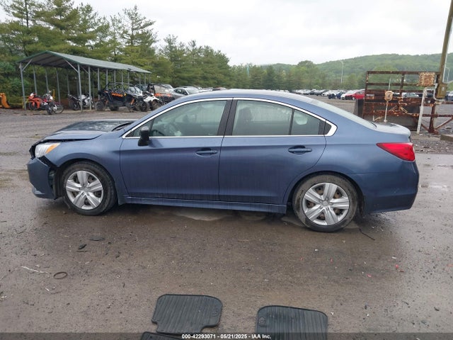 4S3BNAA67F3021244 Subaru Legacy 2.5i