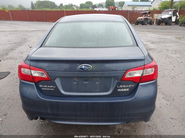 4S3BNAA67F3021244 Subaru Legacy 2.5i