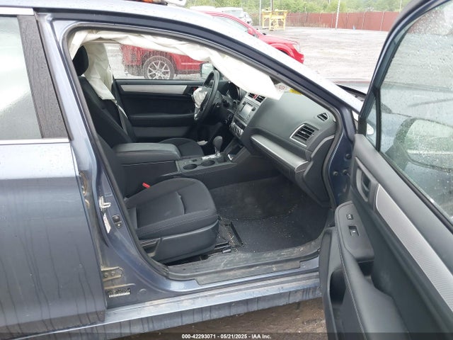 4S3BNAA67F3021244 Subaru Legacy 2.5i