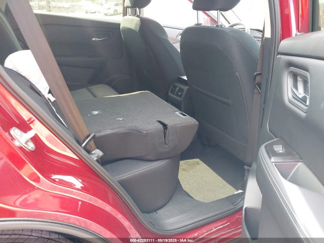 JN8BT3BA8SW344154 Nissan Rogue Sv Fwd