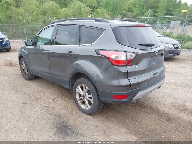 1FMCU9GDXJUB88899 Ford ESCAPE SE