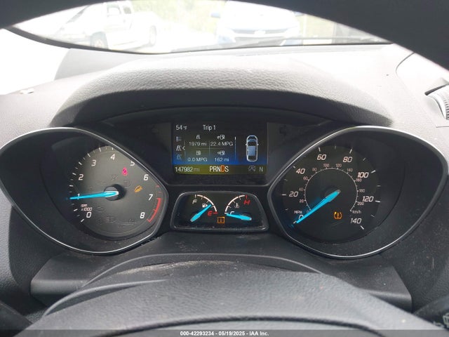 1FMCU9GDXJUB88899 Ford ESCAPE SE