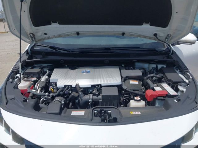 JTDKAMFP8M3193049 Toyota Prius Prime Le