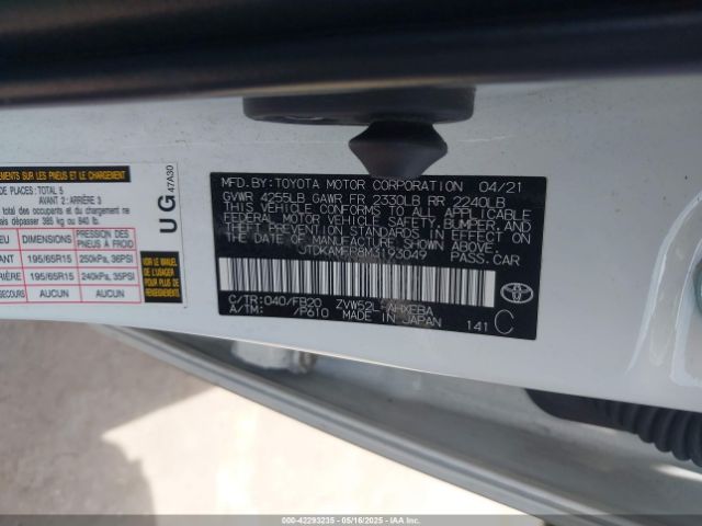 JTDKAMFP8M3193049 Toyota Prius Prime Le