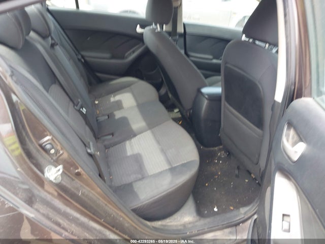KIA FORTE LX 2018 3KPFL4A74JE190494 Image 8
