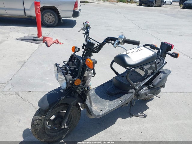 Honda NPS50 2024 JH2AF5817RK200704 Image 2