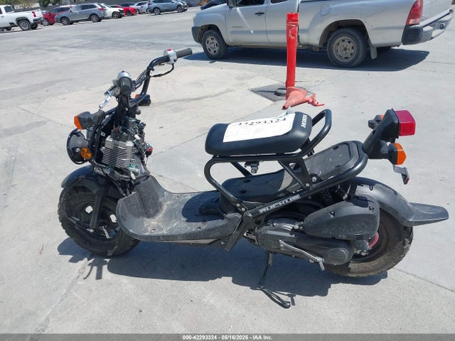 Honda NPS50 2024 JH2AF5817RK200704 Image 13