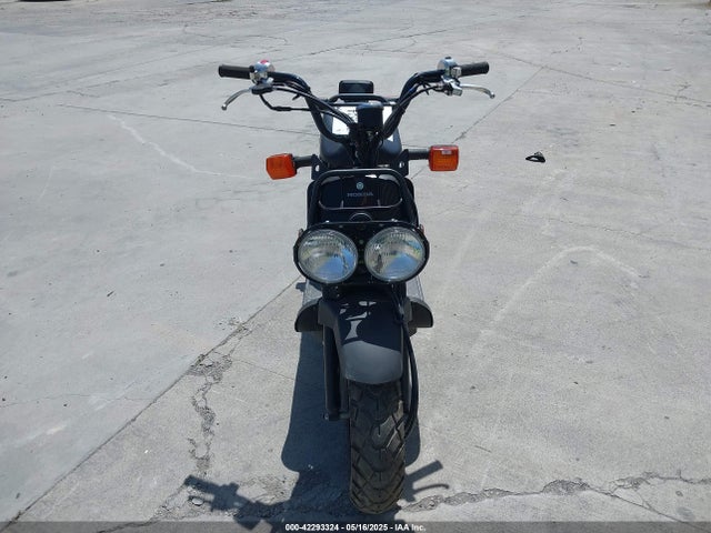 Honda NPS50 2024 JH2AF5817RK200704 Image 5
