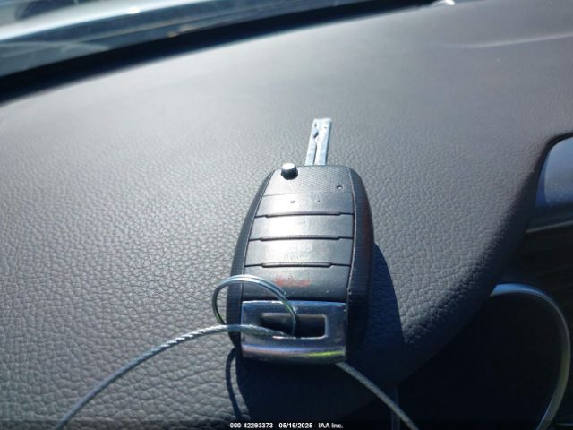 KNAGM4A78F5664030 KIA Optima Lx