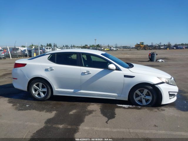 KNAGM4A78F5664030 KIA Optima Lx