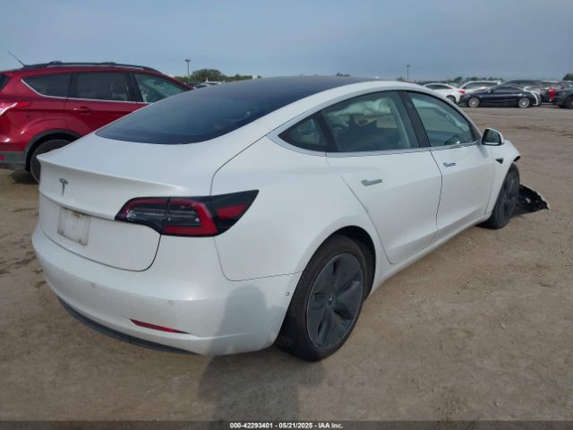 2018 TESLA MODEL 3 5YJ3E1EA2JF047765 Photo 3