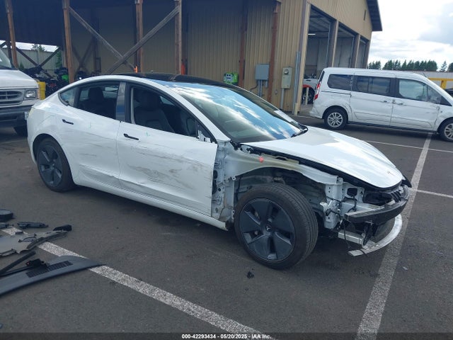 2022 TESLA MODEL 3 5YJ3E1EB6NF250964 Photo 0