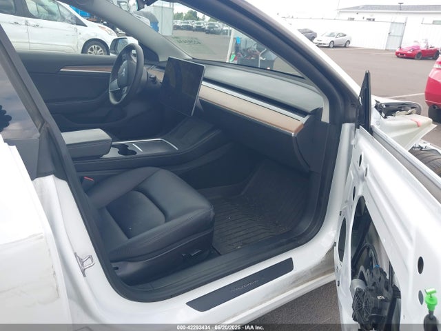 2022 TESLA MODEL 3 5YJ3E1EB6NF250964 Photo 4