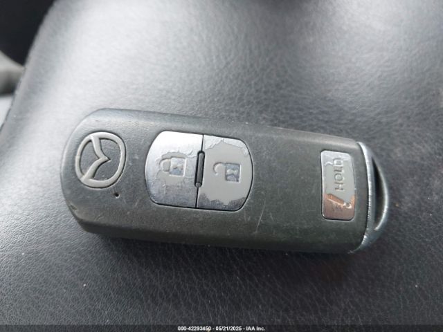 JM3KE4DY8G0621473 Mazda py