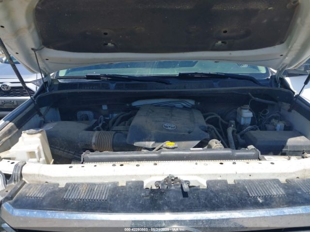 5TFRM5F19HX111450 Toyota Tundra Sr5 4.6l V8