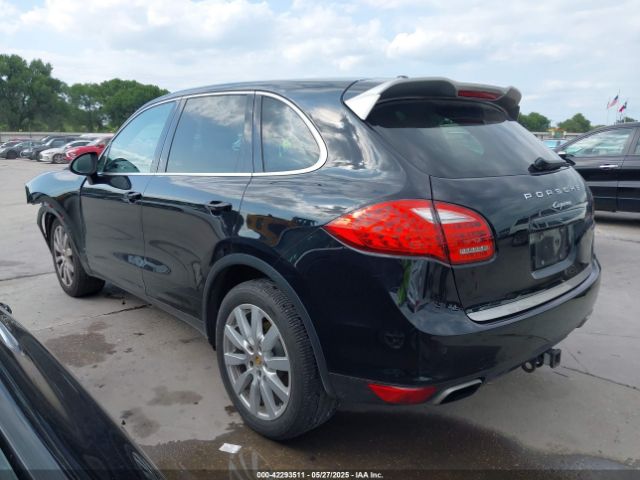 2014 PORSCHE CAYENNE WP1AA2A20ELA91806 Photo 2