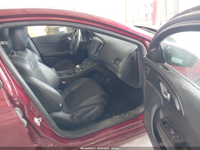 1C3CCCBB0FN749465 Chrysler 200