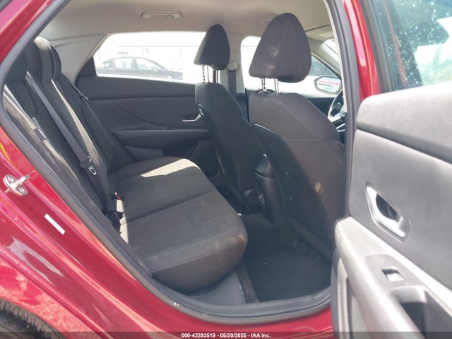 KMHLM4DG8RU785742 Hyundai ELANTRA SEL