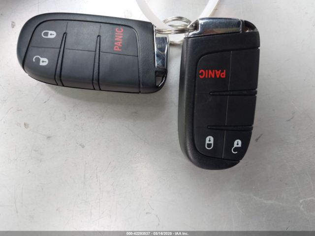 2019 JEEP COMPASS 3C4NJCBB9KT833210 Photo 10