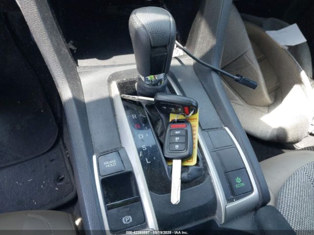 2019 HONDA CIVIC 19XFC2F62KE215222 Photo 10